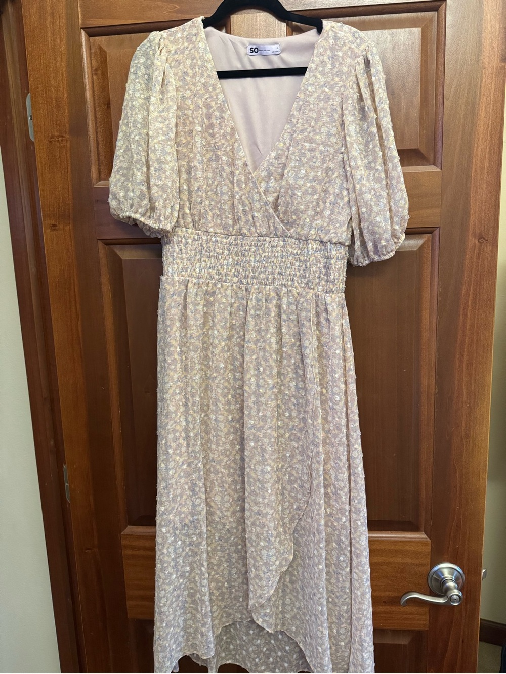 SO Light Cream Floral Wrap Midi Dress with Puff Sleeves